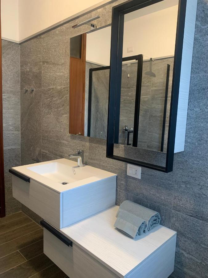 Lario Promenade: Family Friendly Apartment In Como Eksteriør bilde